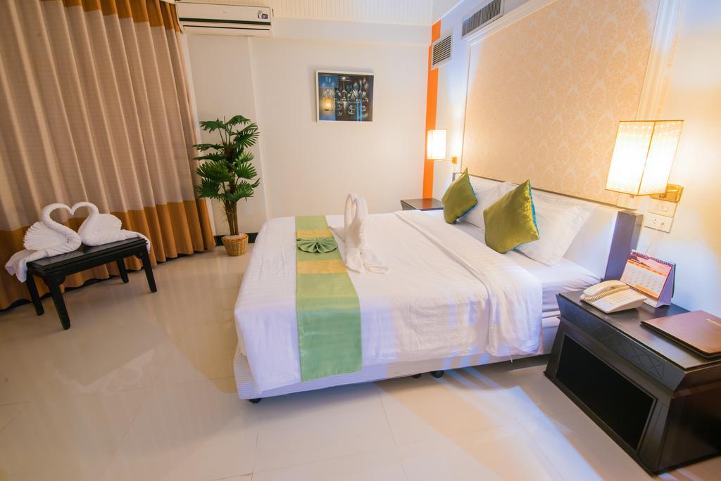 Asawann Hotel Nongkhai Nong Khai Pokoj fotografie